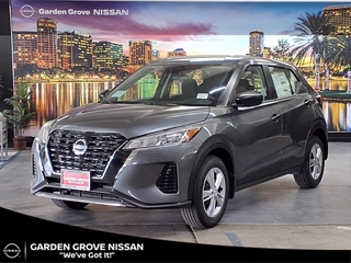 2025 Nissan Kicks Play