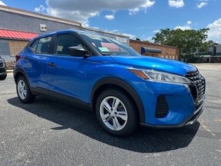 2025 Nissan Kicks Play