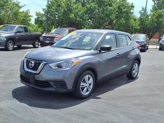 2020 Nissan Kicks