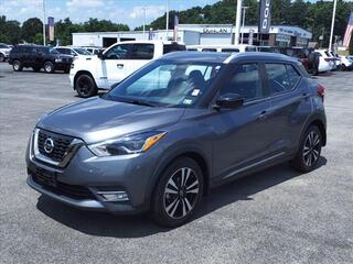 2019 Nissan Kicks