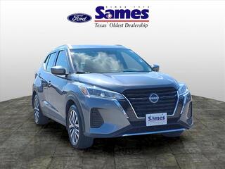 2023 Nissan Kicks