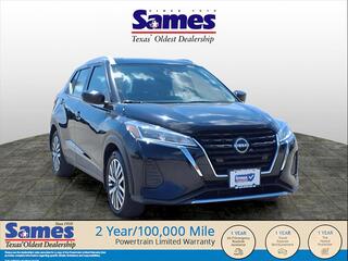 2023 Nissan Kicks