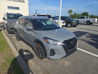 2021 Nissan Kicks