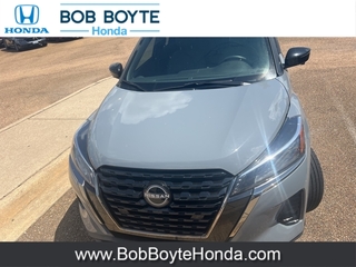 2023 Nissan Kicks