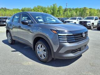 2025 Nissan Kicks
