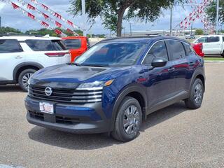 2025 Nissan Kicks