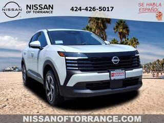 2025 Nissan Kicks