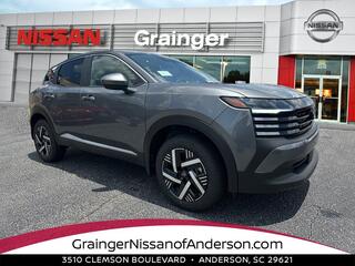 2025 Nissan Kicks