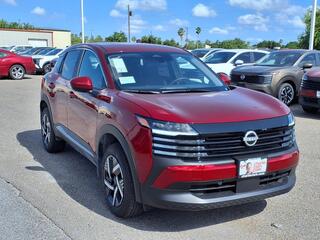 2025 Nissan Kicks