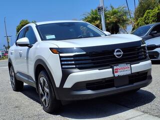 2025 Nissan Kicks