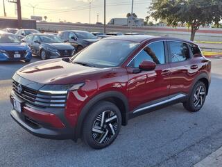 2025 Nissan Kicks