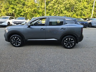 2025 Nissan Kicks