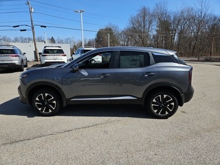 2025 Nissan Kicks