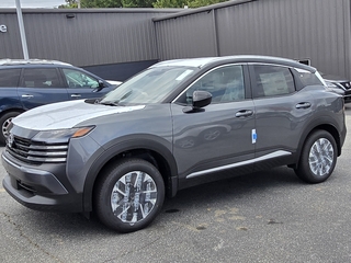 2025 Nissan Kicks