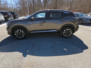 2025 Nissan Kicks