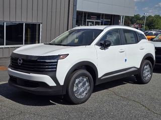 2026 Nissan Kicks