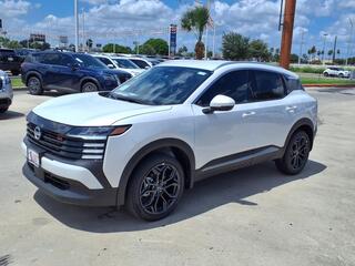 2025 Nissan Kicks