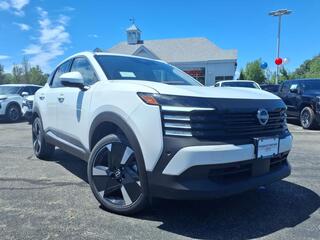 2025 Nissan Kicks