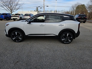 2025 Nissan Kicks