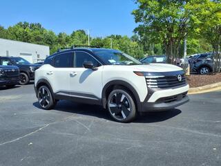 2025 Nissan Kicks