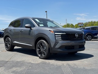 2025 Nissan Kicks