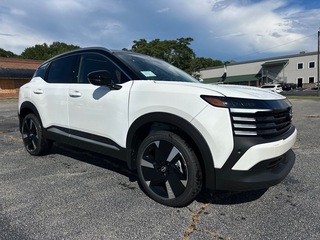 2025 Nissan Kicks