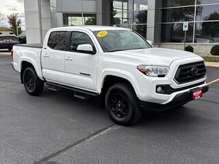 2022 Toyota Tacoma for sale in Janesville WI