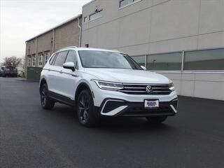 2024 Volkswagen Tiguan for sale in Elmhurst IL