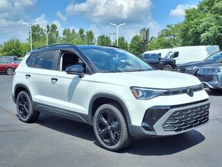 2025 Volkswagen Taos
