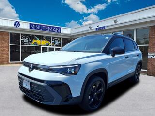 2025 Volkswagen Taos