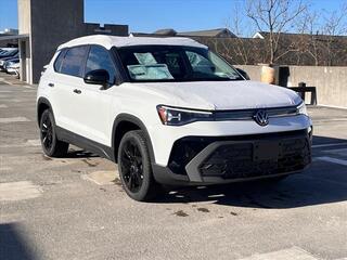 2025 Volkswagen Taos