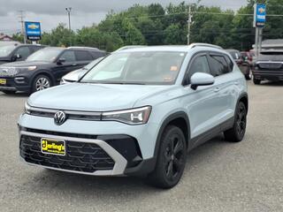 2025 Volkswagen Taos