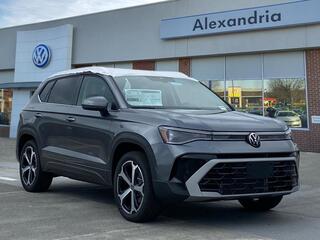 2025 Volkswagen Taos