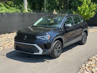 2025 Volkswagen Taos