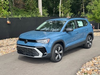 2025 Volkswagen Taos