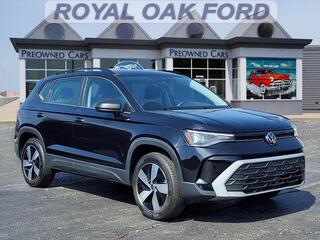 2025 Volkswagen Taos