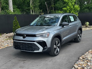 2025 Volkswagen Taos
