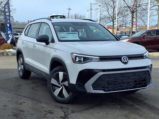 2025 Volkswagen Taos
