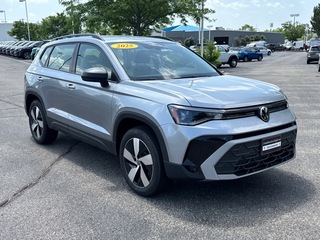2025 Volkswagen Taos