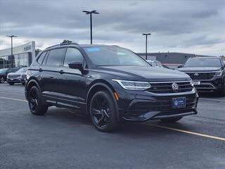 2023 Volkswagen Tiguan for sale in Elmhurst IL