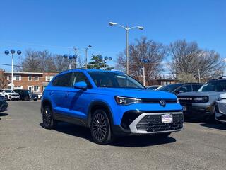 2025 Volkswagen Taos