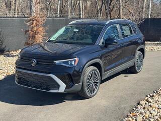 2025 Volkswagen Taos