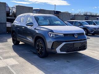 2025 Volkswagen Taos