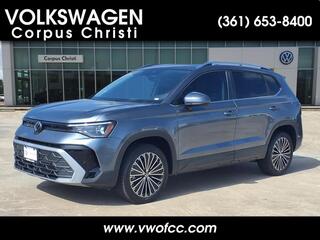 2025 Volkswagen Taos