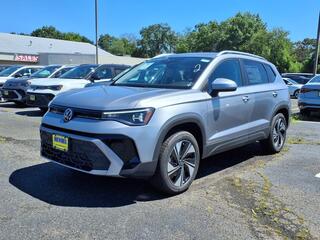 2025 Volkswagen Taos for sale in Edison NJ