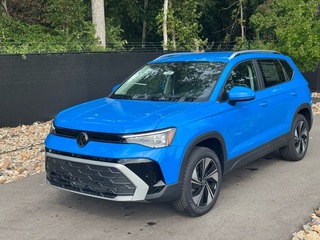 2025 Volkswagen Taos