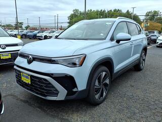 2025 Volkswagen Taos for sale in Edison NJ