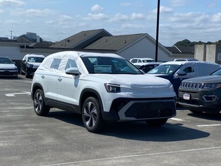 2025 Volkswagen Taos