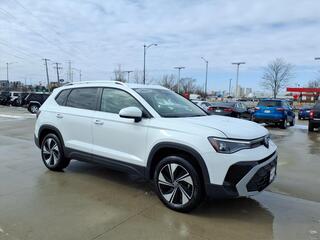 2025 Volkswagen Taos for sale in Rockford IL