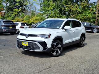 2025 Volkswagen Taos for sale in Edison NJ